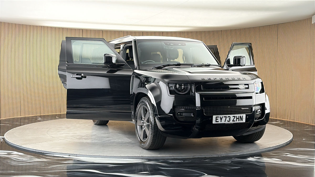 More views of Land Rover Defender 130