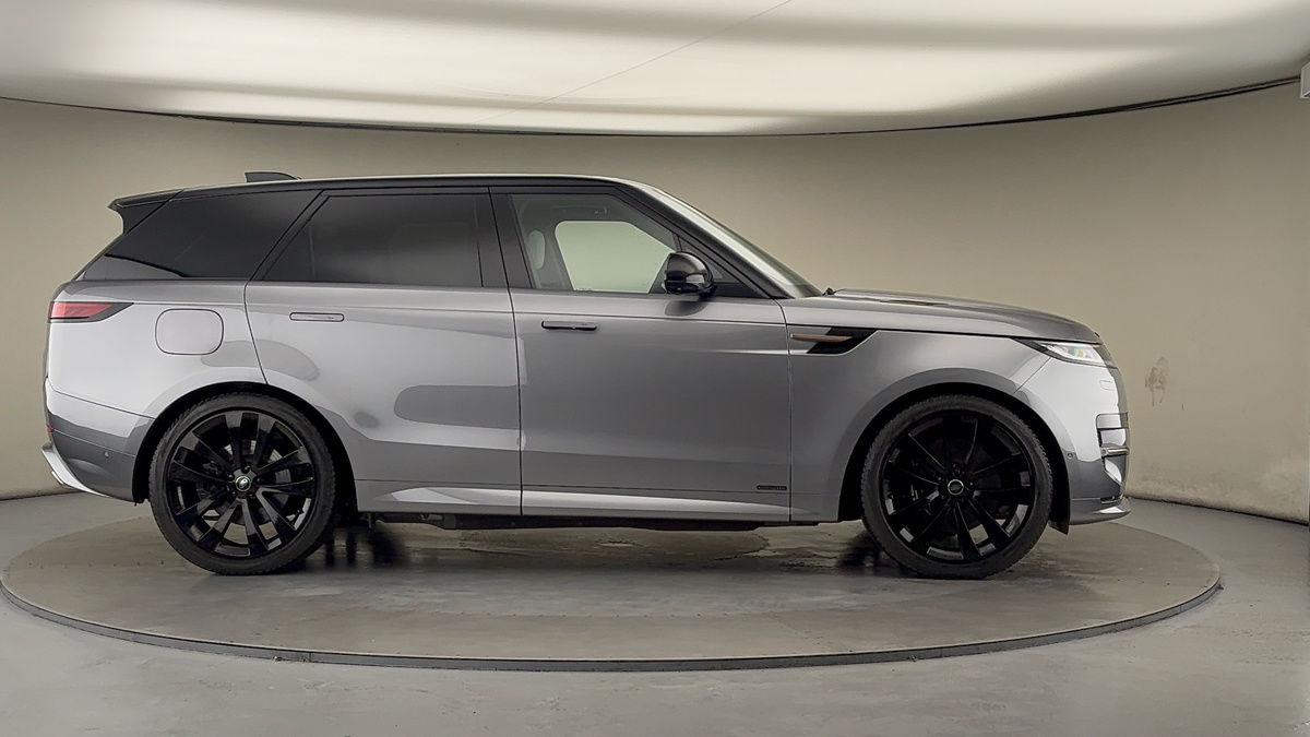 Land Rover Range Rover Sport Image 16