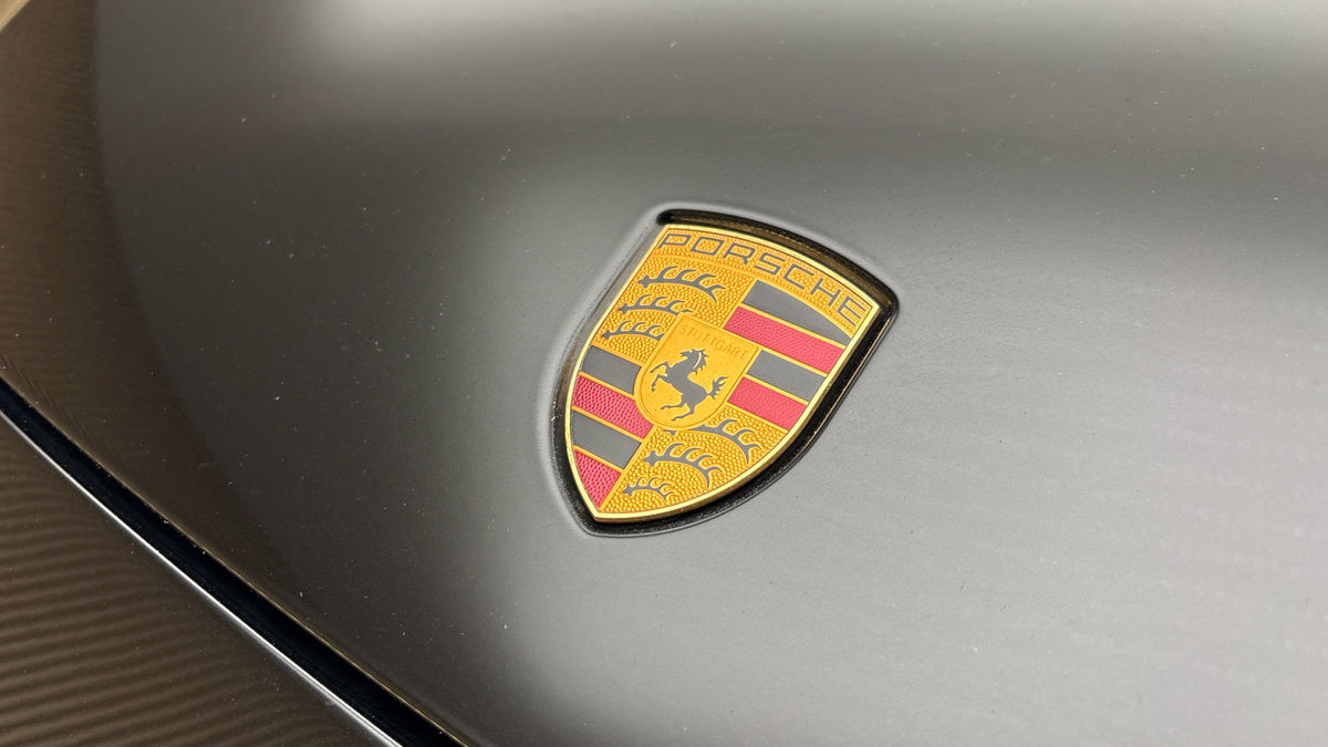 Porsche Cayenne Image 24