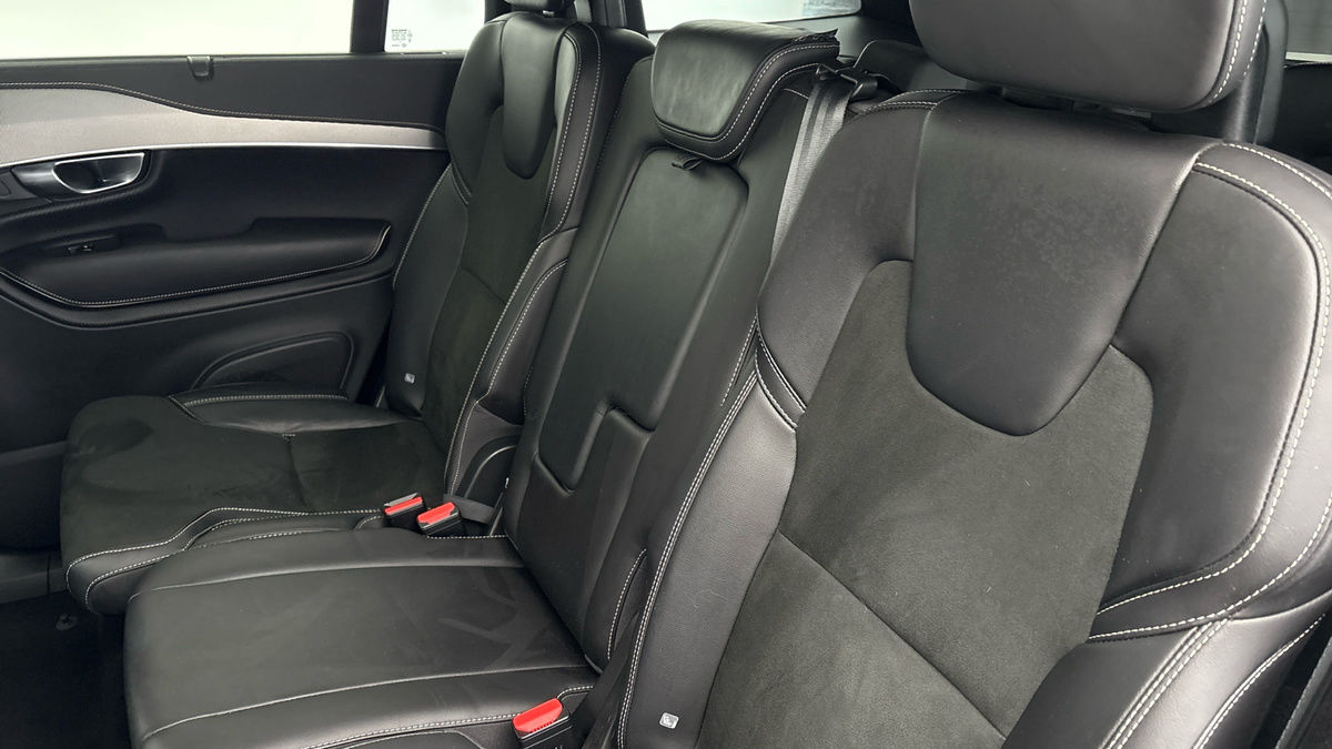 Volvo XC90 Image 8