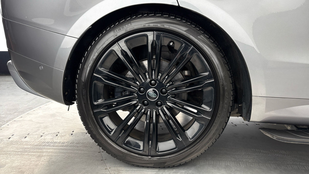 Land Rover Range Rover Sport Image 10