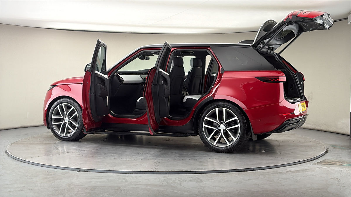 More views of Land Rover Range Rover Sport