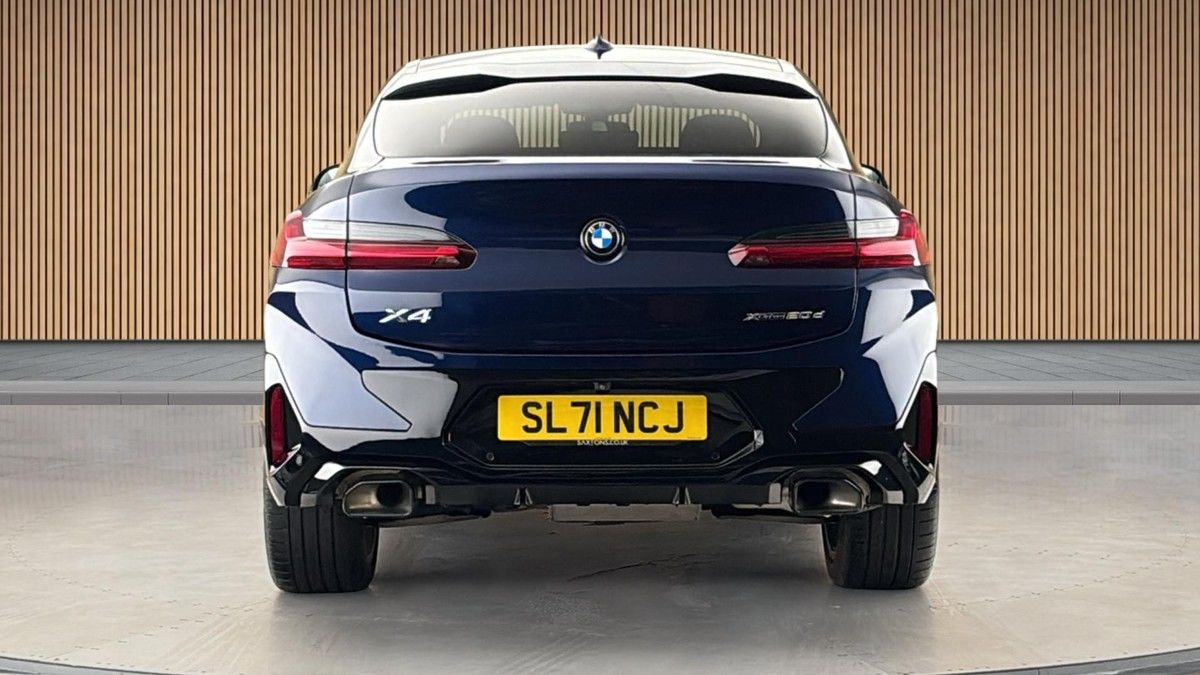 More views of BMW X4