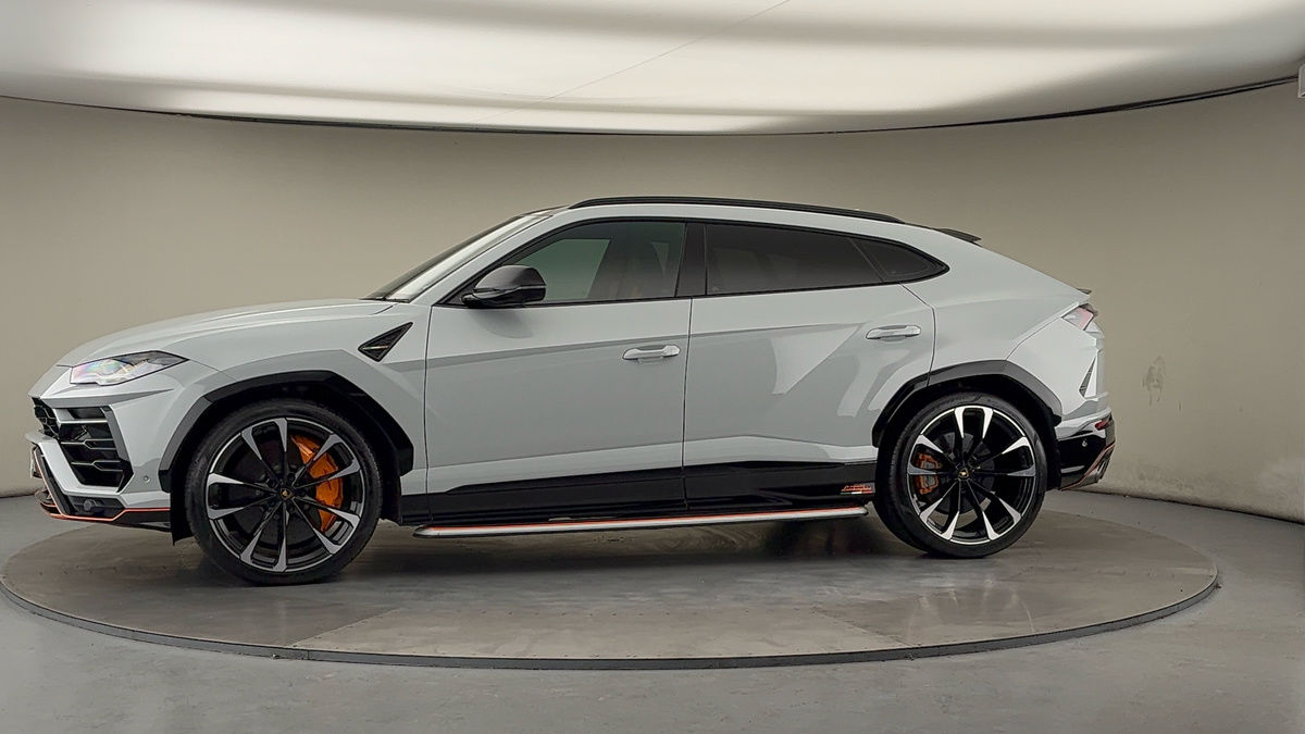 More views of Lamborghini Urus