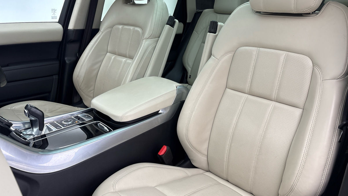 Land Rover Range Rover Sport Image 7