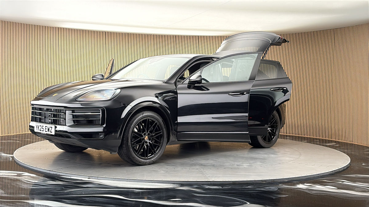 Porsche Cayenne Image 22