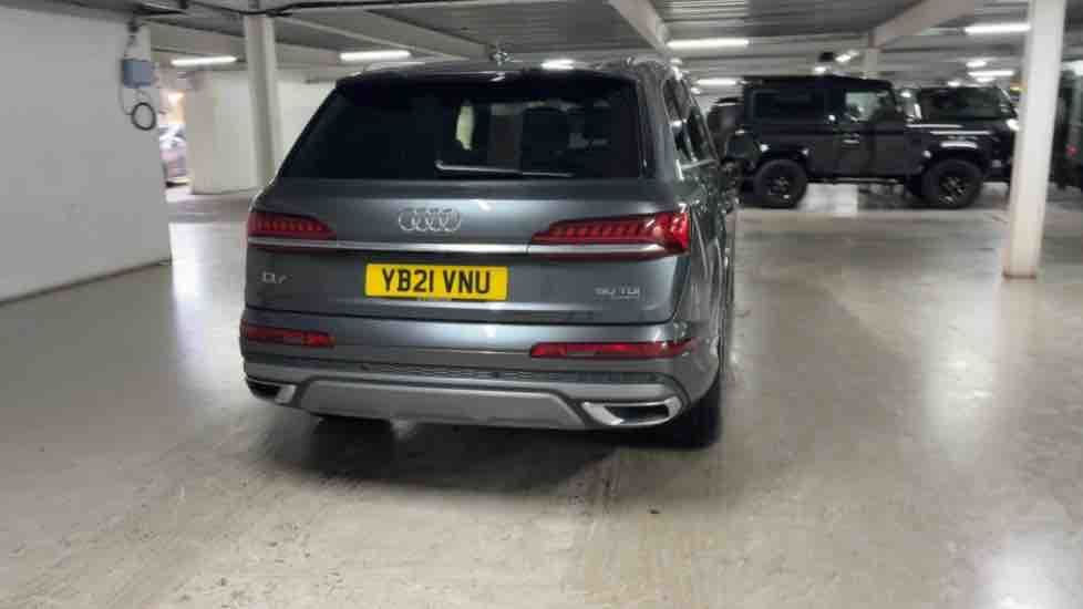 More views of Audi Q7