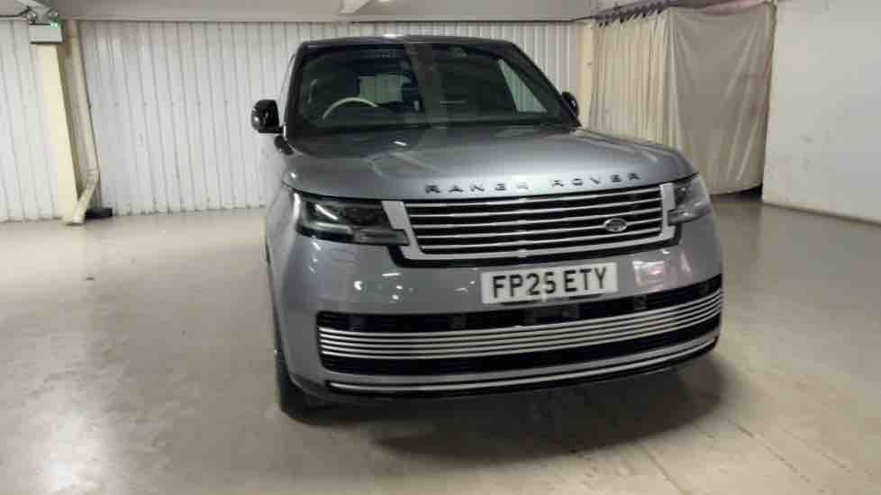 More views of Land Rover Range Rover