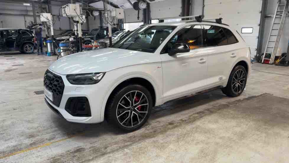 More views of Audi Q5