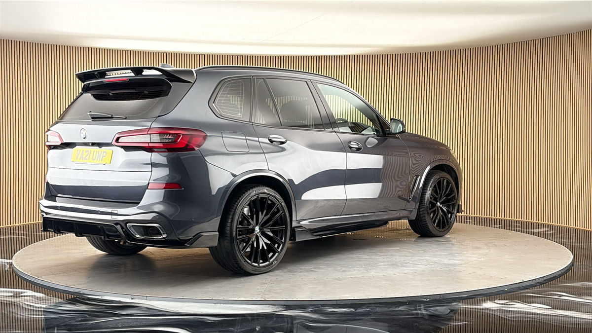 BMW X5 Image 21