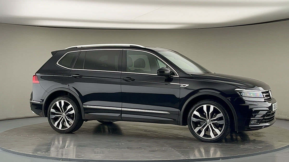 More views of Volkswagen Tiguan Allspace