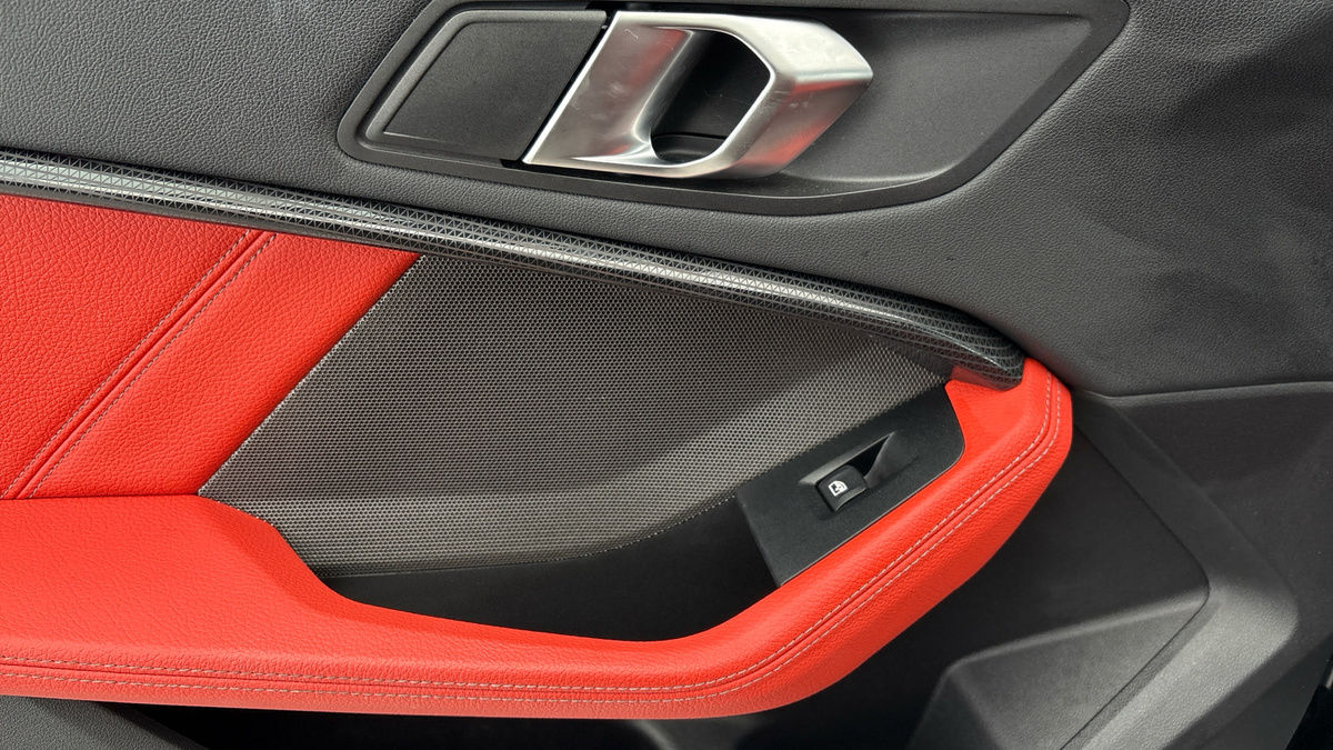 BMW 1 Series Image 19