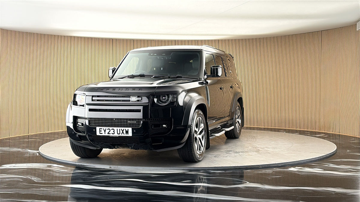 More views of Land Rover Defender 130