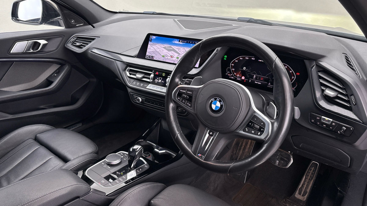 BMW 1 Series Image 5