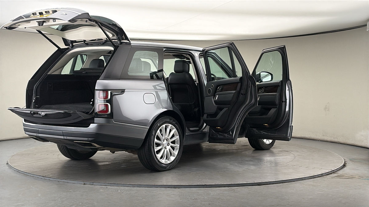 More views of Land Rover Range Rover