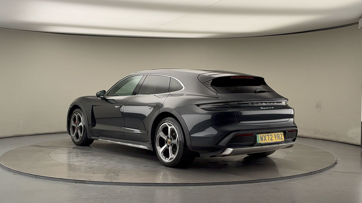 Porsche Taycan Image 2