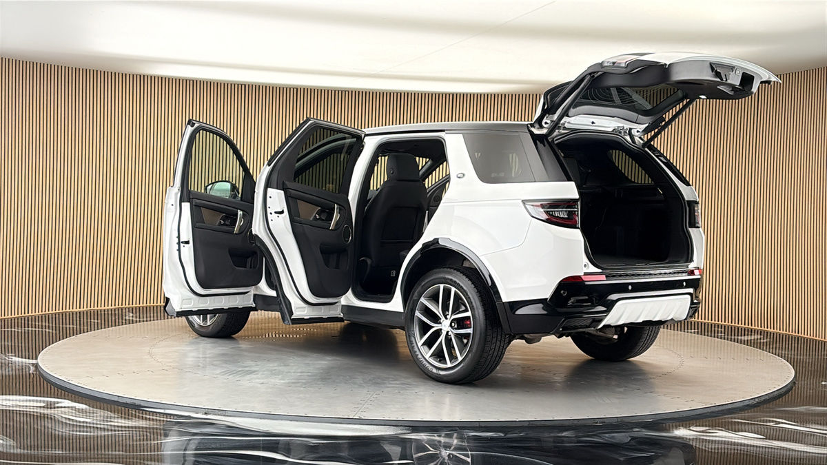 More views of Land Rover Discovery Sport