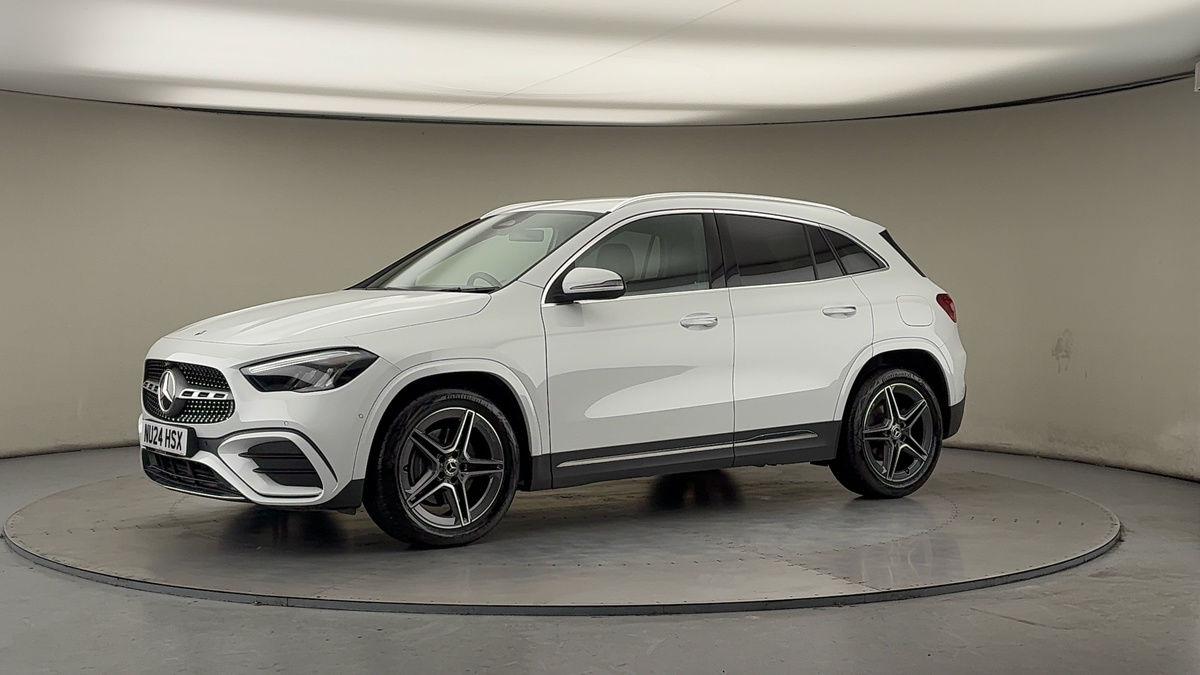 More views of Mercedes-Benz GLA
