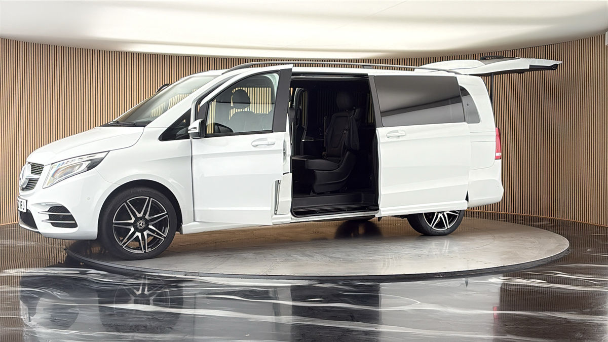 More views of Mercedes-Benz V Class