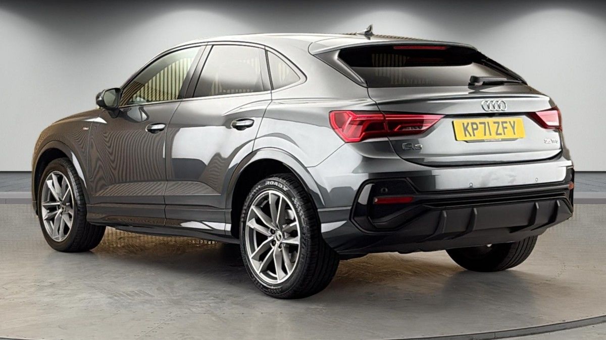 Audi Q3 Image 2