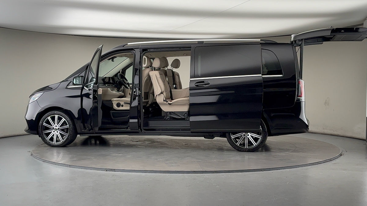 More views of Mercedes-Benz V Class