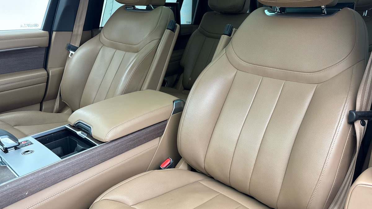 Land Rover Range Rover Image 7