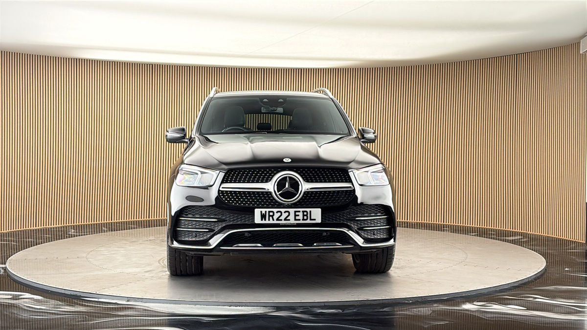 More views of Mercedes-Benz GLE