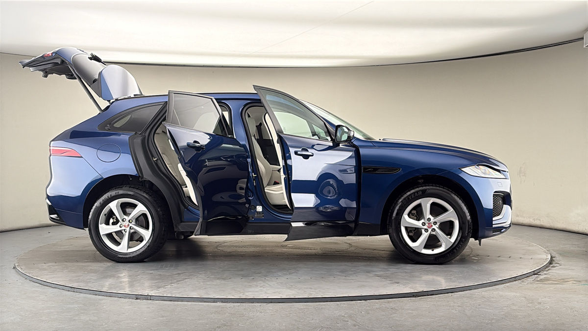 More views of Jaguar F-PACE