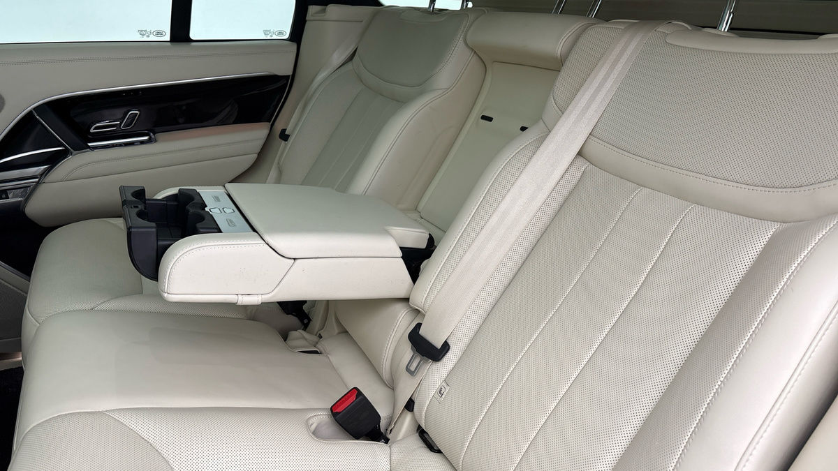 Land Rover Range Rover Image 9