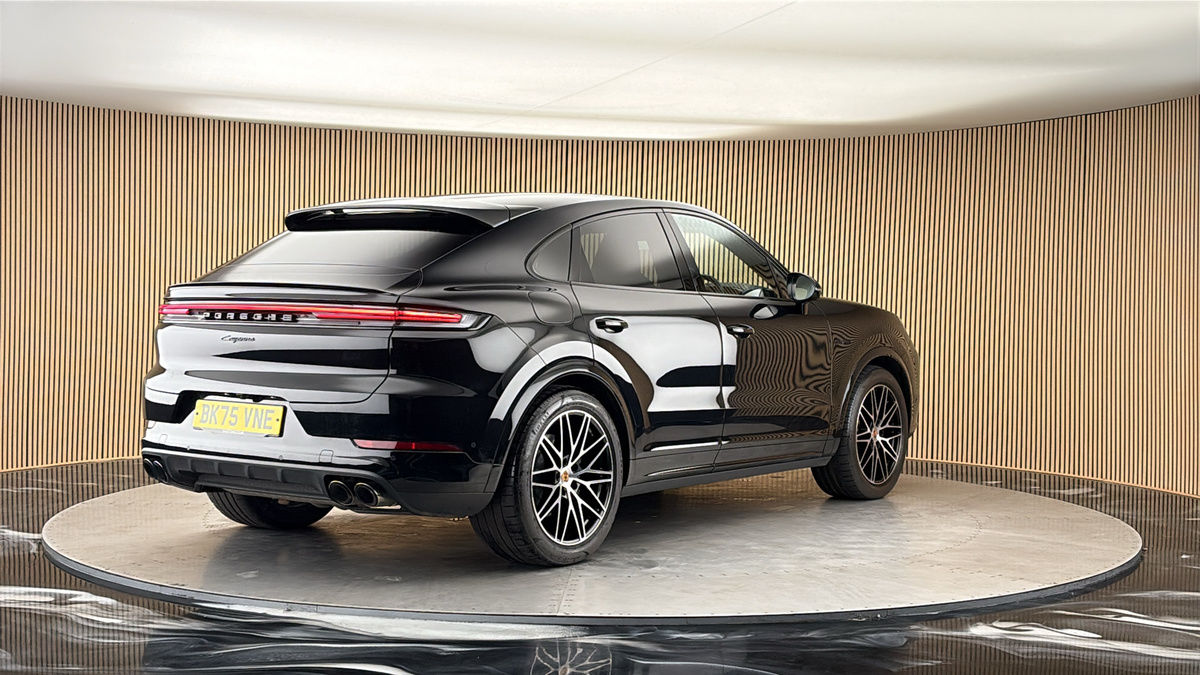 More views of Porsche Cayenne