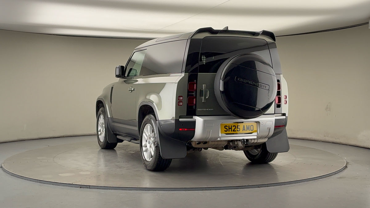 More views of Land Rover Defender 90