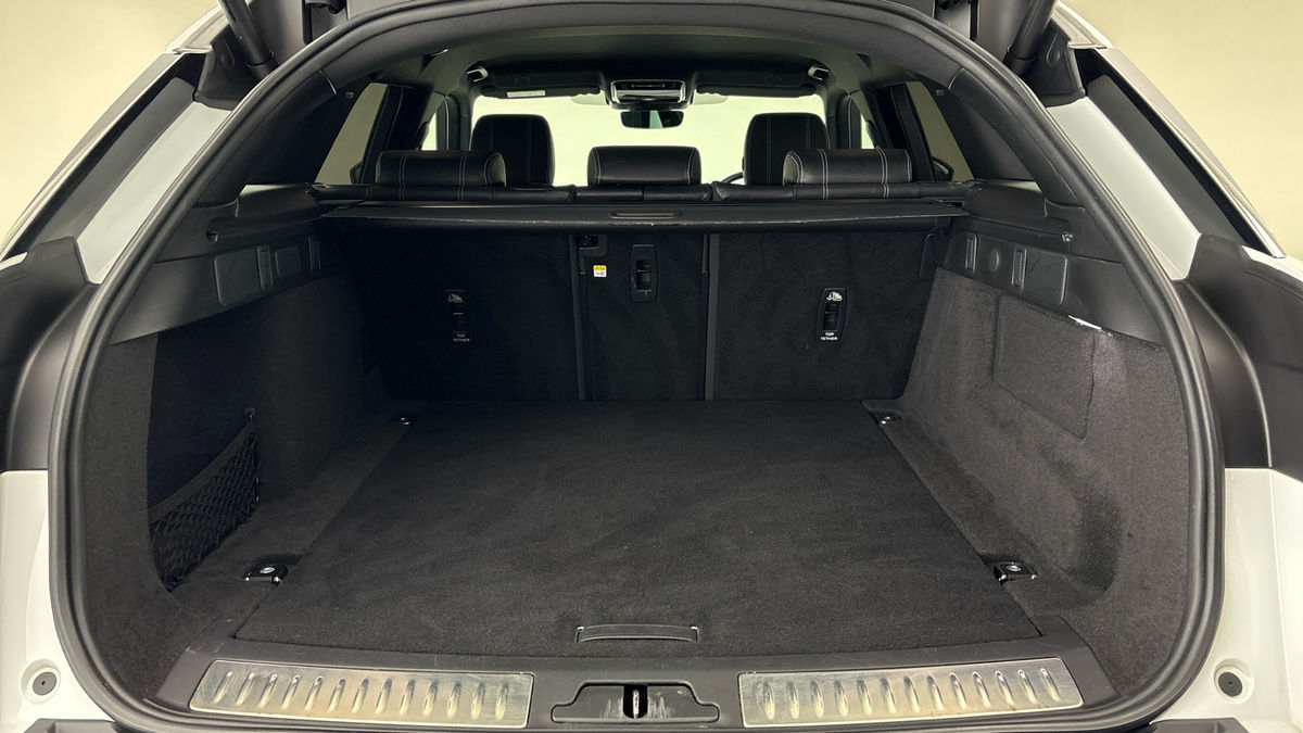 Land Rover Range Rover Velar Image 11