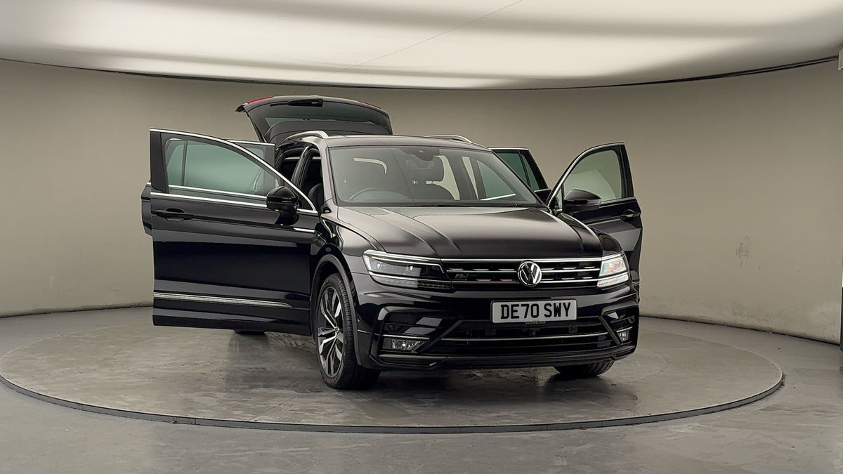 More views of Volkswagen Tiguan