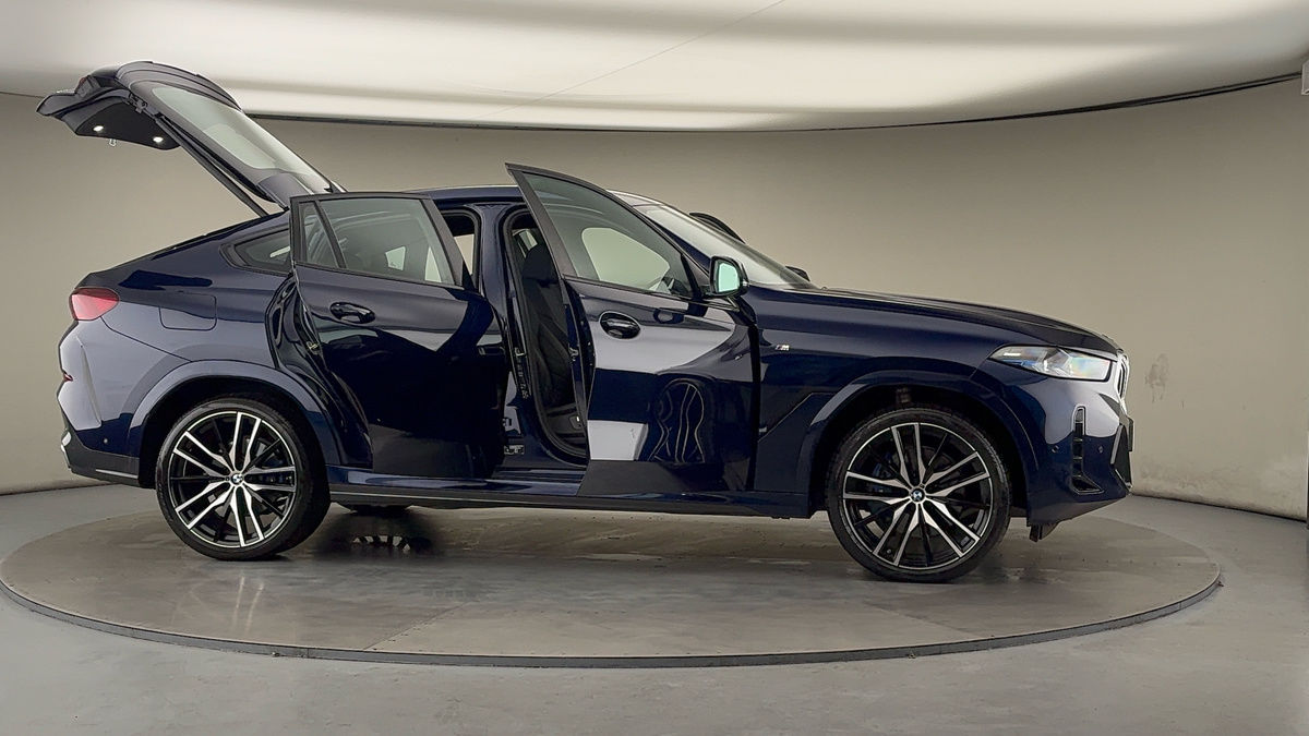 More views of BMW X6