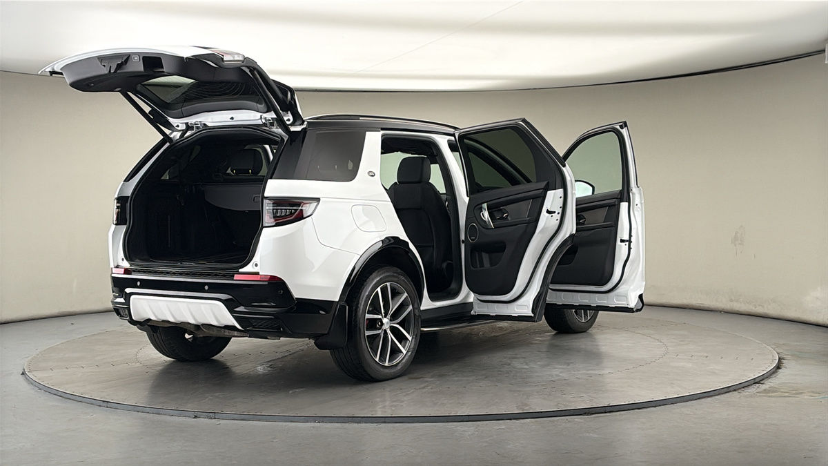More views of Land Rover Discovery Sport