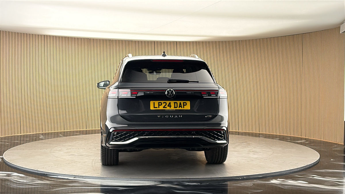 More views of Volkswagen Tiguan