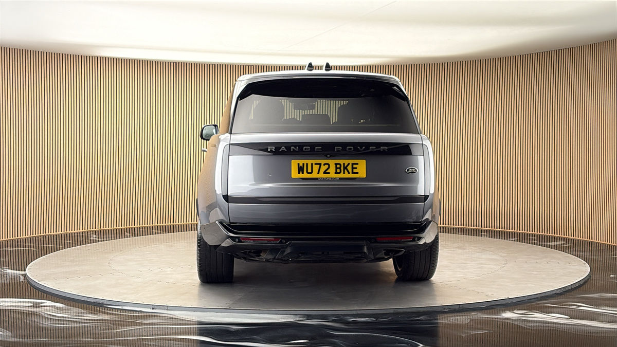 More views of Land Rover Range Rover
