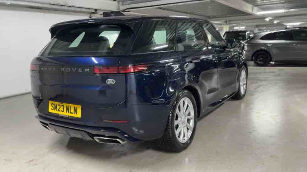 More views of Land Rover Range Rover Sport