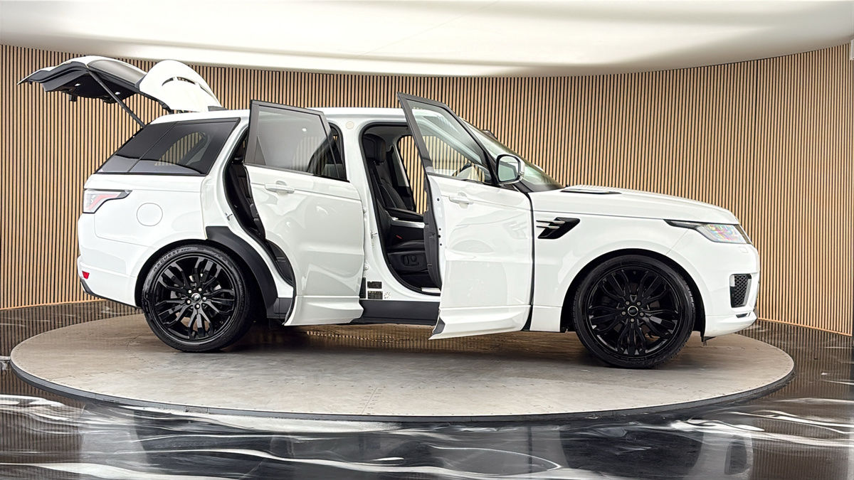 More views of Land Rover Range Rover Sport