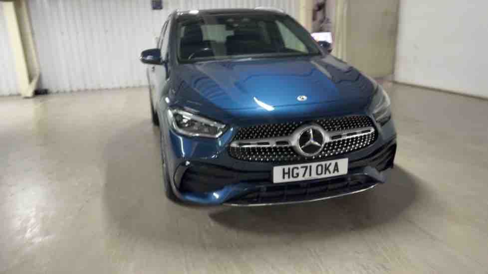 More views of Mercedes-Benz GLA