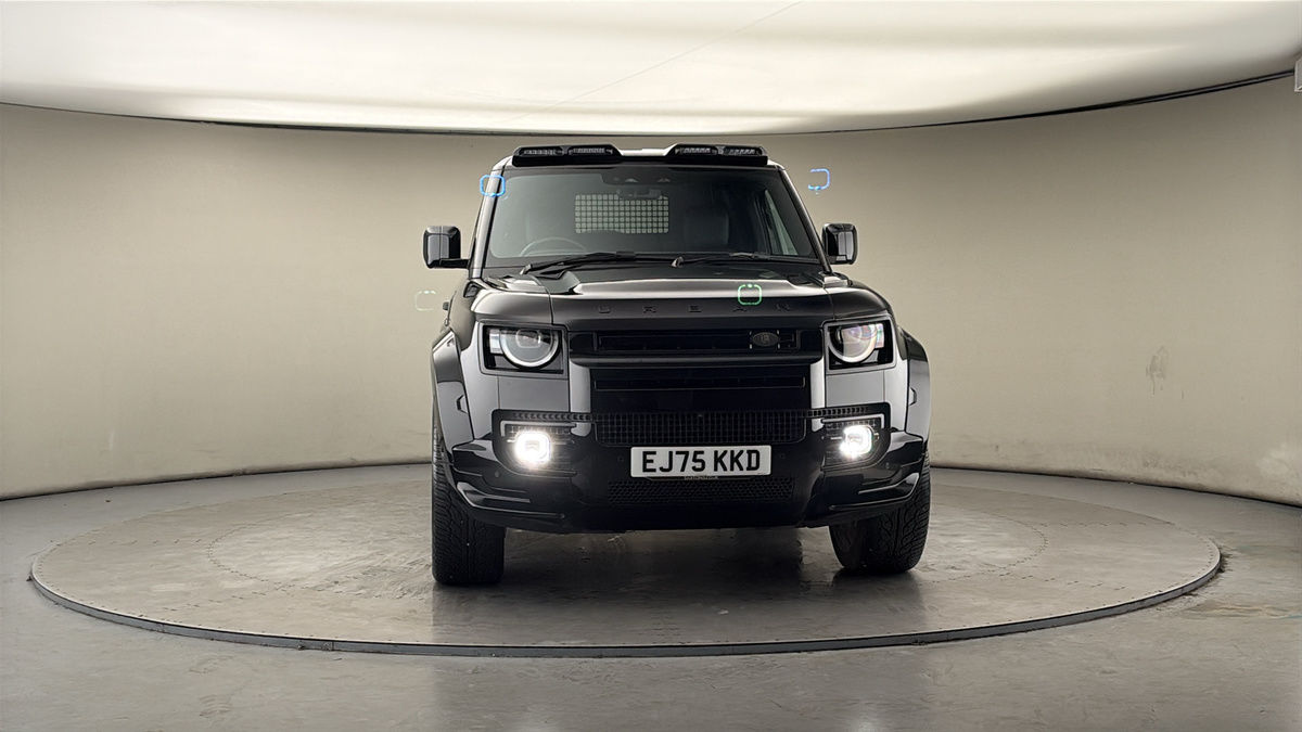 More views of Land Rover Defender 90