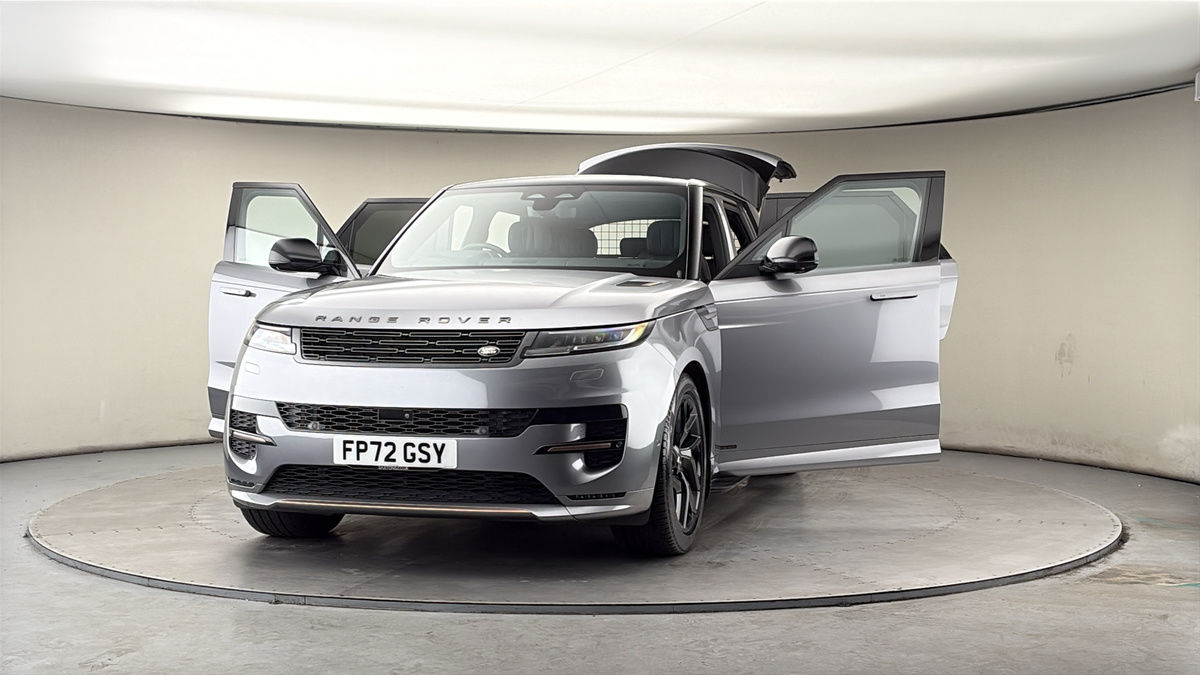 More views of Land Rover Range Rover Sport