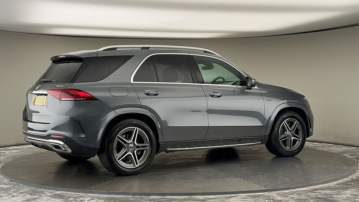 More views of Mercedes-Benz GLE
