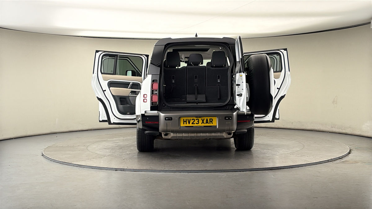 More views of Land Rover Defender 130