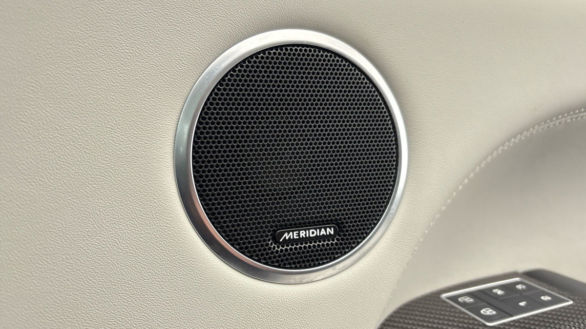 Land Rover Range Rover Sport Image 26