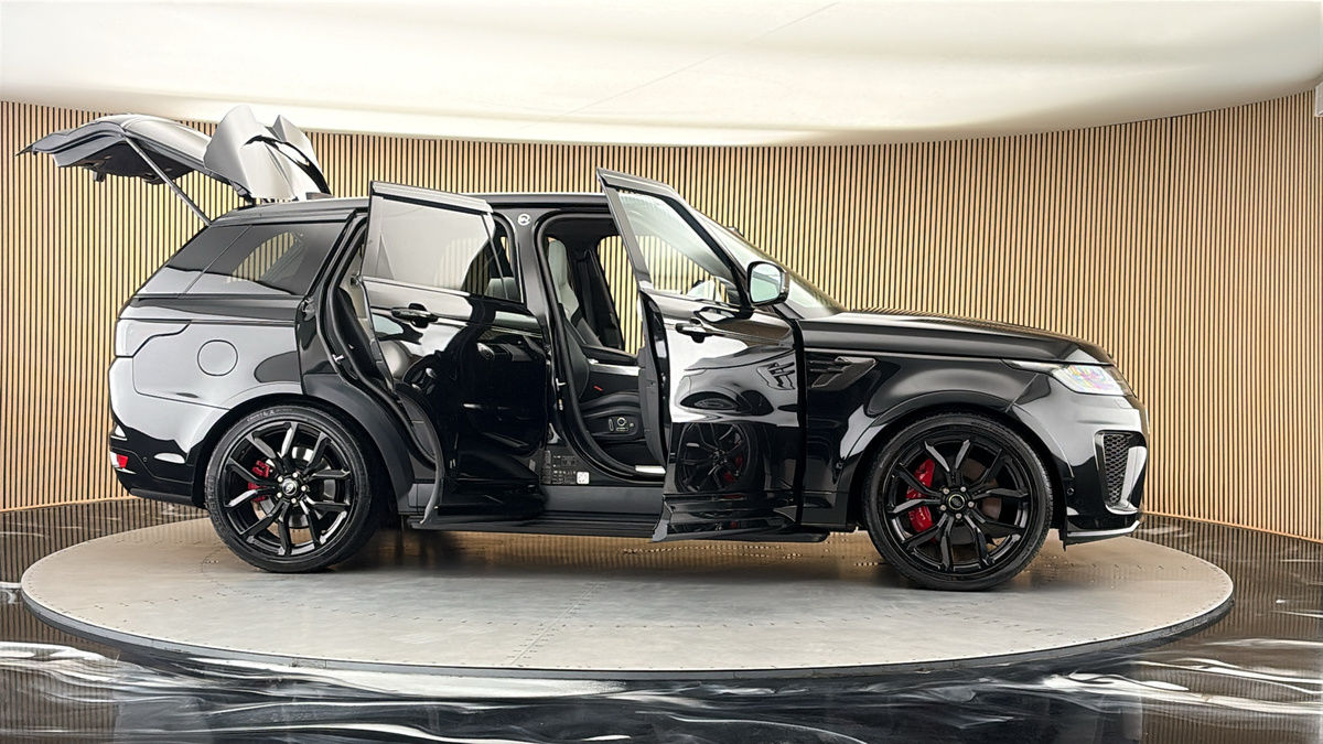 More views of Land Rover Range Rover Sport