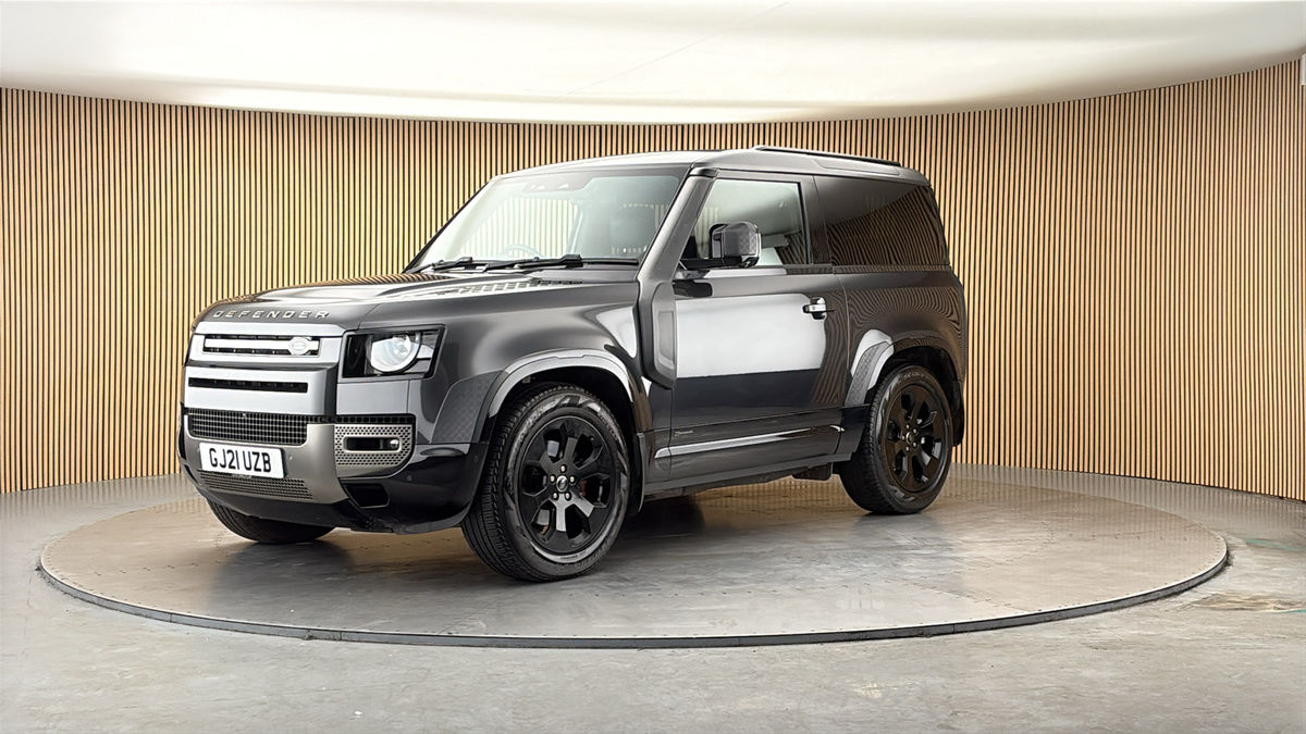 Land Rover Defender 90 Image 20