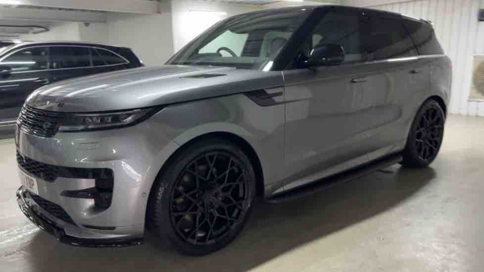 More views of Land Rover Range Rover Sport