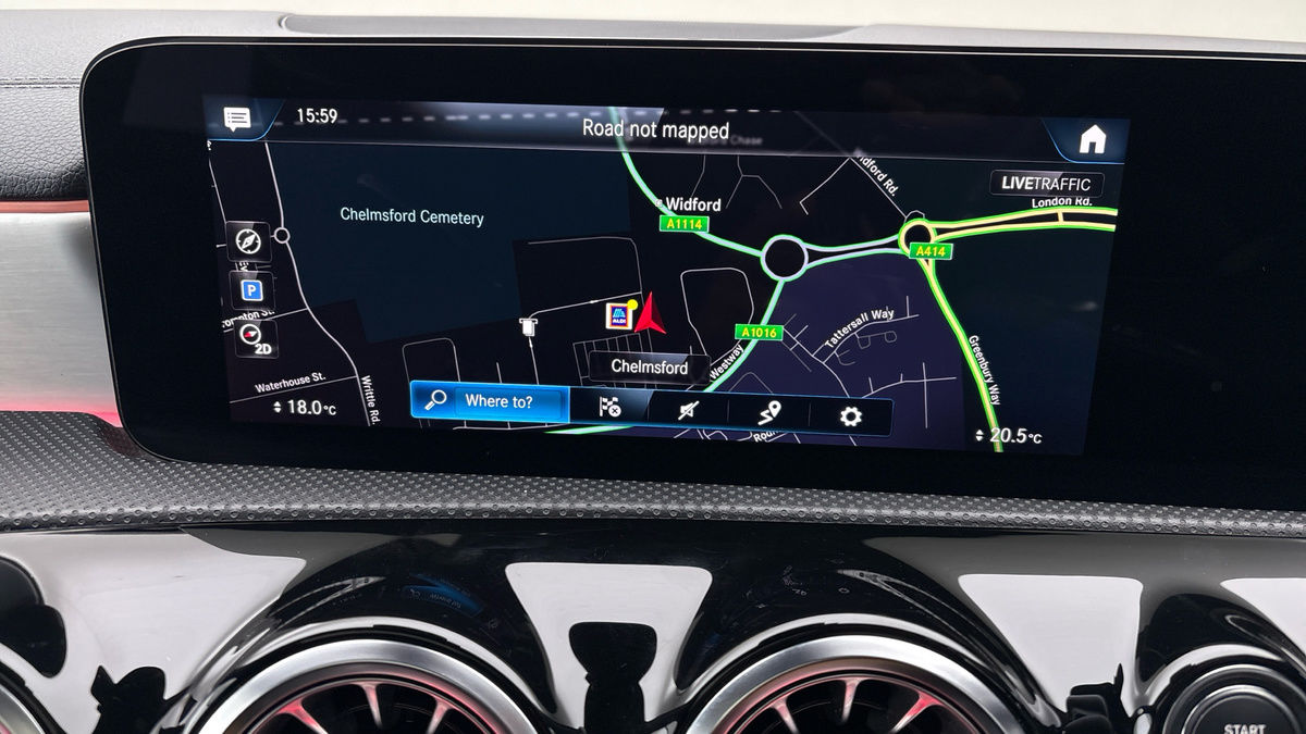 Mercedes-Benz CLA Image 17