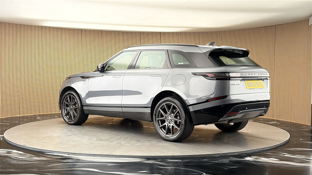 More views of Land Rover Range Rover Velar